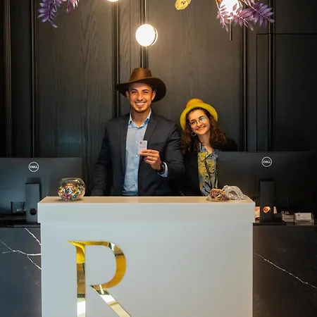 Gate Twenty Two Boutique ניקוסיה