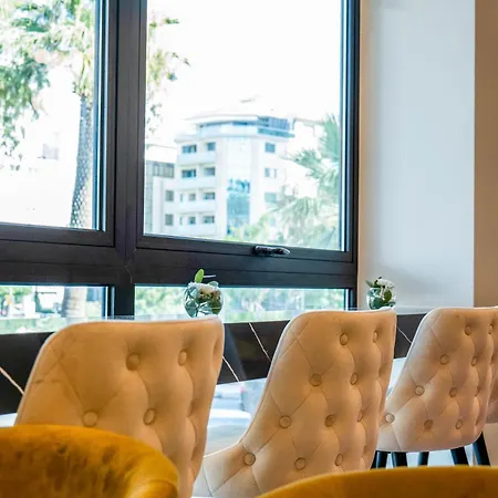 Gate Twenty Two Boutique Никосия