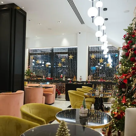 Gate Twenty Two Boutique Отель 4*