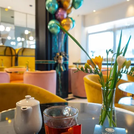 Gate Twenty Two Boutique Отель Никосия