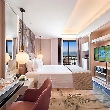 Hotel Gate Twenty Two Boutique 4*