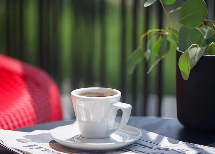 Gate Twenty Two Boutique 4*