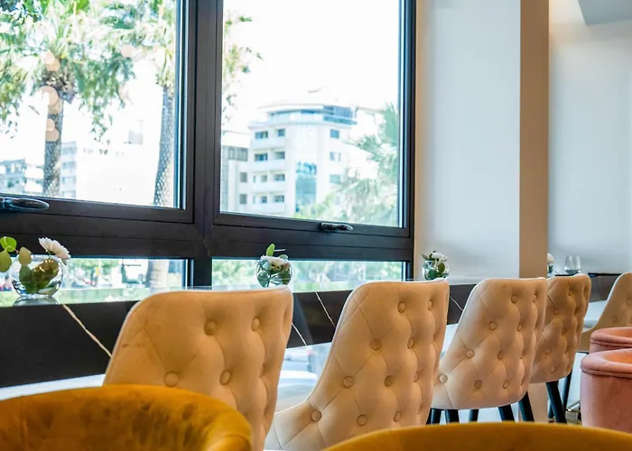 Gate Twenty Two Boutique ニコシア