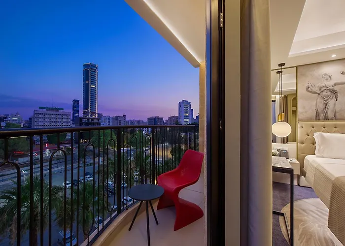 Gate Twenty Two Boutique ニコシア