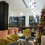 Gate Twenty Two Boutique 酒店 4*