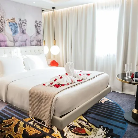 Gate Twenty Two Boutique Hotel
